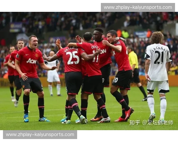 绿茵逐梦，红魔传承：女王公园巡游者与曼联的足球史诗